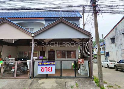 ขายทาวน์เฮ้าส์ 2 ชั้น 16 ตร.ว. ใกล้ ม.แม่ฟ้าหลวง หมู่บ้านฟ้าไทย จ.เชียงราย