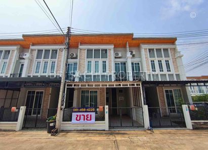 ขายทาวน์โฮม โครงการโกลเด้นทาวน์ เชียงราย