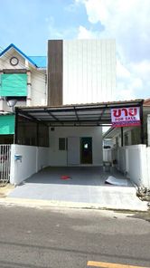 ขายทาวน์โฮมรีโนเวทใหม่ ใจกลางเมืองบุรีรัมย์ ใกล้ บพ. และโรงพยาบาลบุรีรัมย์