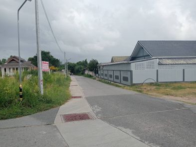 ขายที่ดินทำเลทอง “ใจกลางสัตหีบ ชลบุรี” 1 ไร่ 3 งาน ติดถนน 2 ด้าน ที่สูงไม่ต้องถม ย่านชุมชน คนอยู่อาศัยเยอะ แยกเจ บางเสร่ เตาถ่าน Mt0iudfP