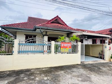 ขายบ้านเดี่ยวใกล้สนามกีฬากลางเพียง 1 กิโลเท่านั้น