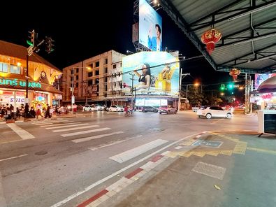 อาคารพาณิชย์ 2ล็อค 5ชั้น ทำเลดีมาก ใจกลางเมืองขอนแก่น ปรับปรุงไว้แล้ว ติดถนนเส้นหลัก(ถนนหน้าเมืองตัดถนนศรีจันทร์) ใกล้ รร.พลูแมน รร.เจริญธานี เมืองขอนแก่น