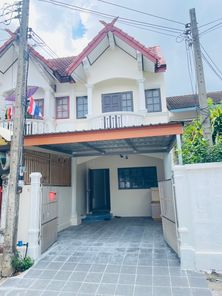 เช่าทาวน์โฮมในซอยพรหมเทพ เลียบค่าวีรวัฒน์โยธิน