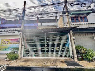 ขายอาคารพาณิชย์ในซอยโดนไข  ทำเลธุรกิจ เหมาะกับการทำร้านค้า