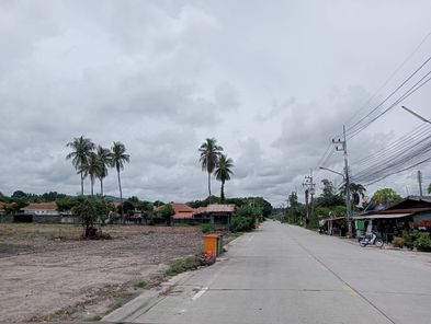 ขายที่ดินห้วยโป่ง ระยอง 6 ไร่ *ผังสีเหลือง* ติดถนนวัดชากลูกหญ้า ใกล้ถนนสุขุมวิท เพียง 500 เมตร โรบินสันบ้านฉาง-ห้วยโป่ง 0Tn5UGO5