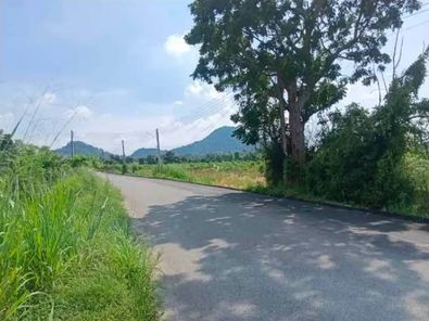 ขายที่ดินพัทยา ชลบุรี 5 ไร่ 2งาน 41ตร.ว ติดถนน ใกล้เขาชีจรรย์ พัทยา นาจอมเทียน บ้านอำเภอ aQNJzgtQ