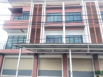 อาคารพาณิชย์3ชั้น ตรงข้ามไดนาสตี้ ใกล้ตลาดเจริญศรี