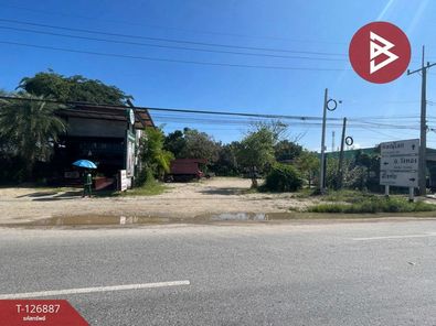 ขายที่ดินติดถนนสาธารณะ เนื้อที่ 200.0 ตารางวา ตำบลหัวรอ เมืองพิษณุโล เต็งหนาม YxSiZs1i