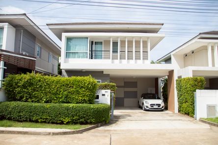 ขายบ้านเดี่ยว 4 ห้องนอน 3 ห้องน้ำ 2 ที่จอดรถ ส่วนกลางครบ โครงการบ้านอรุณโฮม