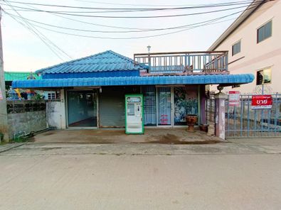 ขายบ้านพร้อมที่ดิน ทำเลดี ติดถนนสาธารณะ