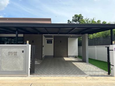 ขายบ้านพร้อมเฟอร์นิเจอร์  โครงการโครงการเดอะชาร์ม