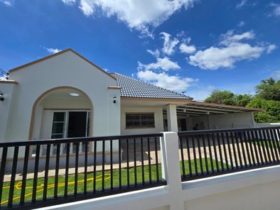 ขายและเช่าบ้านบ้านเดี่ยวชั้นเดียวรีโนเวทใหม่ทั้งหลัง