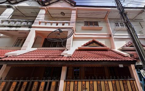 ขายทาวน์เฮ้าส์ 2 ชั้นครึ่ง พื้นที่ 35 ตรว. ใจกลางเมืองระยอง