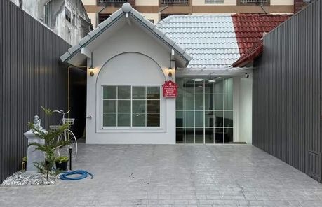 ขายทาวน์โฮม