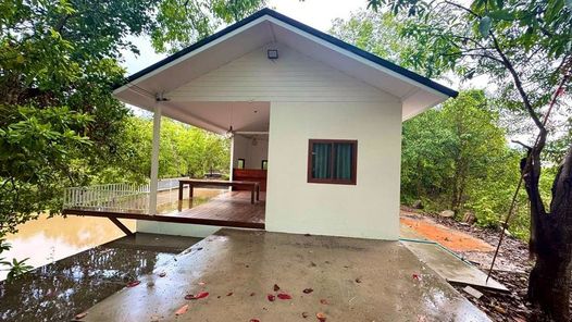 ขายบ้านสวนบนที่ดิน 10 ไร่ บ้านพัก 2 หลัง โซนไร่น้อย