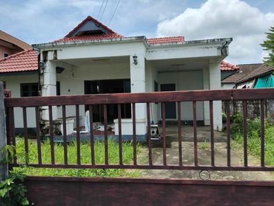 ขายบ้านเดี่ยว 78 ตร.ว โครงการหมู่บ้านเทพธานี ทำเลดีใกล้ตัวเมืองสุรินทร์เพียง 8 นาที