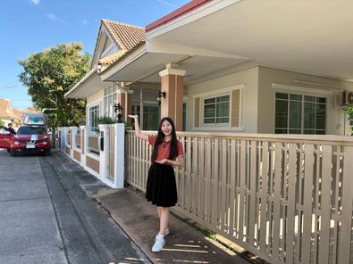 ขายบ้านเดี่ยวชั้นเดียวรีโนเวทใหม่ หมู่บ้านวราสิริ ริมบึงแก่นนคร