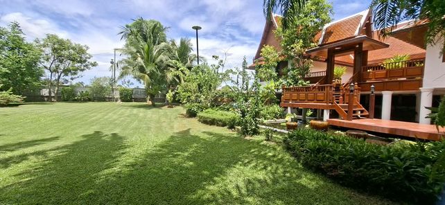 ขายบ้านสไตล์รีสอร์ทขอบอ่างมาบประชัน พัทยา