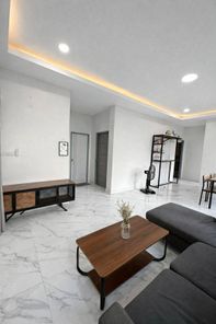 ขายบ้านพร้อมเฟอร์ ทำเลในเมือง เพียง 2.39 ล้าน