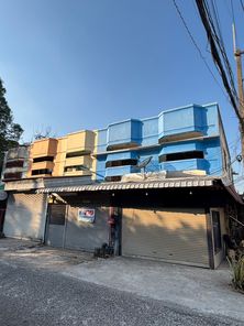 ขายอาคารพาณิชย์ 2 ชั้น ติดรั๊วหลังมข. ราคาโคตรดี!!!