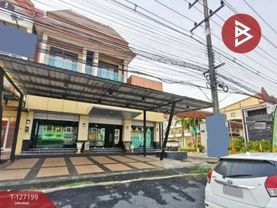 ขายอาคารพาณิชย์ ติดถนนใหญ่ เนื้อที่ 51.0 ตารางวา อำเภอสัตหีบ ชลบุรี