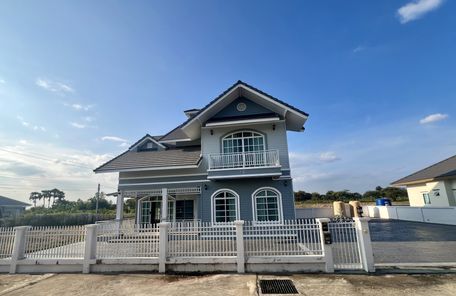 ขายบ้านเดี่ยว โซนสำราญ จ.ขอนแก่น  บ้านหลังใหญ่ ทำเลดี เหมาะอยู่อาศัยหรือทำโฮมออฟฟิศ