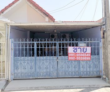 ขายทาวน์เฮาส์ชั้นเดียว อยู่​ในหมู่บ้านถาวรวิลเลจ 4 หัวหิน