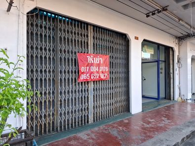 เช่าอาคารพาณิชย์/สำนักงาน 3ชั้น 2คูหา ถ.สรรพสิทธิ์ ใจกลางเมือง กว้าง 8 ม  40 ตรว. ใกล้ร้านอาหารอินโดจีน