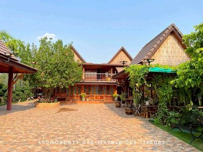 สัมผัสคุณค่าที่แท้จริง บ้านเรือนไทยไม้ประดู่ทั้งหลัง