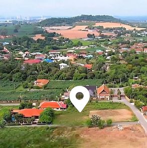 ขายที่ดินเปล่า แปลงสวยติดถนนสองด้าน บางเสร่ ชลบุรี แยกเจ บางเสร่ เตาถ่าน k2uu8vSq