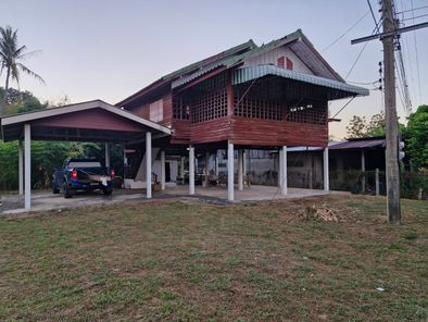 ประกาศขายบ้านสวนทำเลทอง เมืองเเก-สตึก