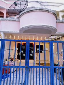 🔥 ทาวน์โฮม 2 ชั้น ใกล้บึงแก่นนคร 5 นาที ราคาพิเศษเพียง 1.29 ล้าน ต่อรองได้!