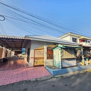 ด่วน! ให้เช่าบ้านรีโนเวทใหม่ พร้อมเข้าอยู่ — หลังมุมหายากในโซนฮอต “#เนินพลับหวาน”  PR:ad โอกาสแบบนี้ไม่ได้มีบ่อย รีบจองก่อนหลุด!