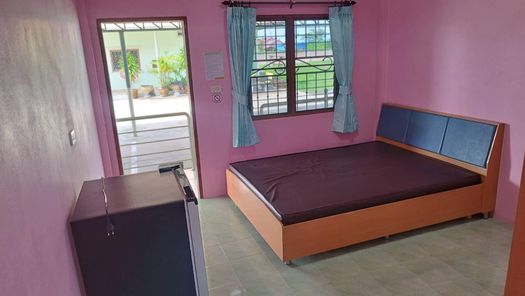 วราภรณ์ เฮ้าส์