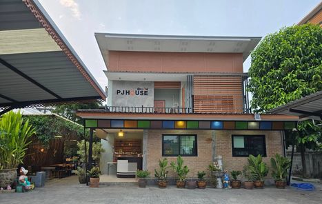 พี เจ เฮาส์ หมู่บ้านริมดอย เชียงราย