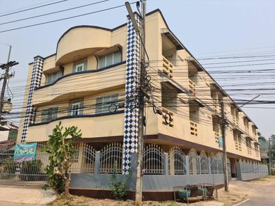 หอพักชมจันทร์