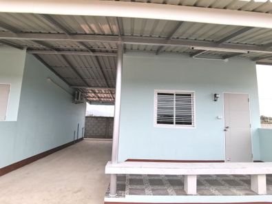 พอพักพินิจเฮ้าส์