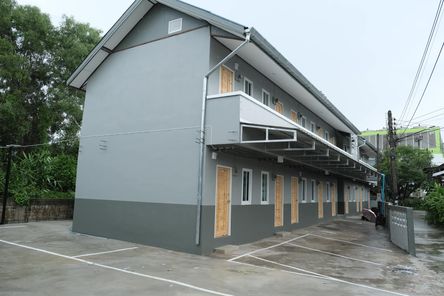 หอพัก นารินทร์