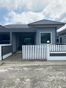 หมู่บ้าน รัชนกวิลล่า - RATCHANOK VILLA