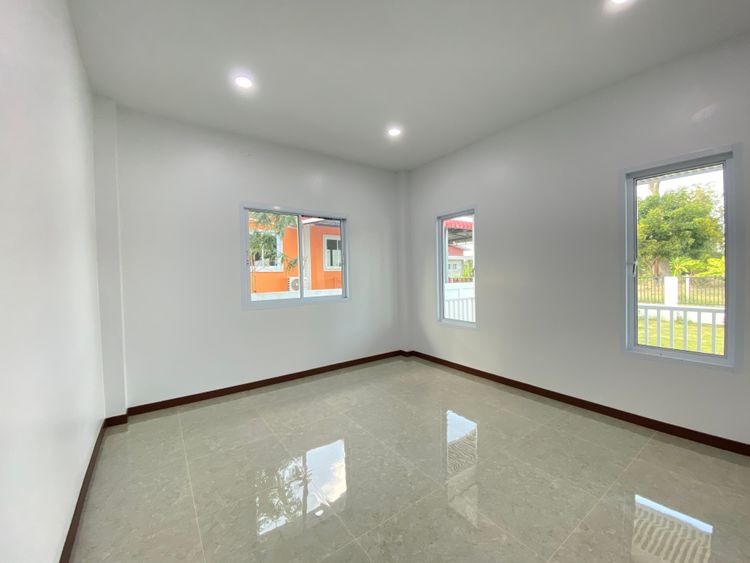 ภาพแบบบ้าน-บ้านปั้นหยาสีฟ้า