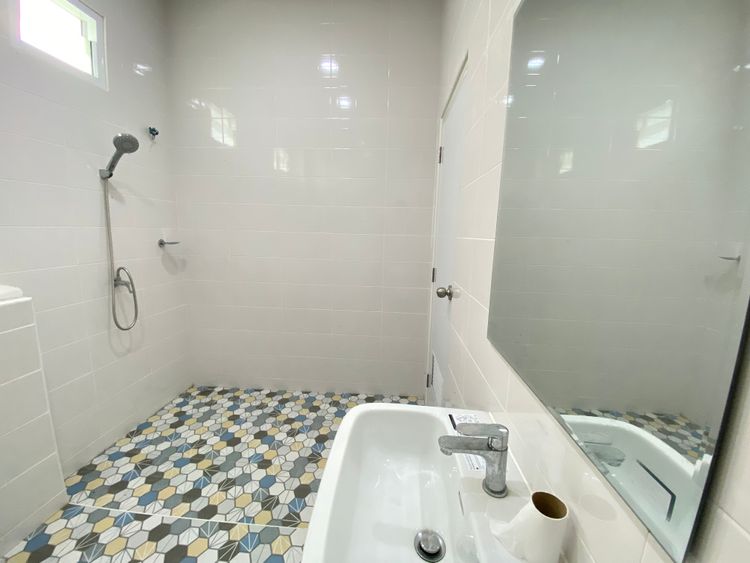 ภาพแบบบ้าน-บ้านปั้นหยาสีฟ้า