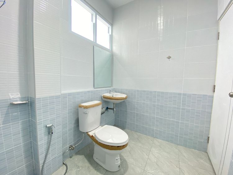 ภาพแบบบ้าน-บ้านสไตล์อังกฤษสีเทา