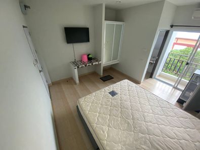 ร่วมมิตร แมนชั่น