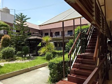 นานา คอร์ท