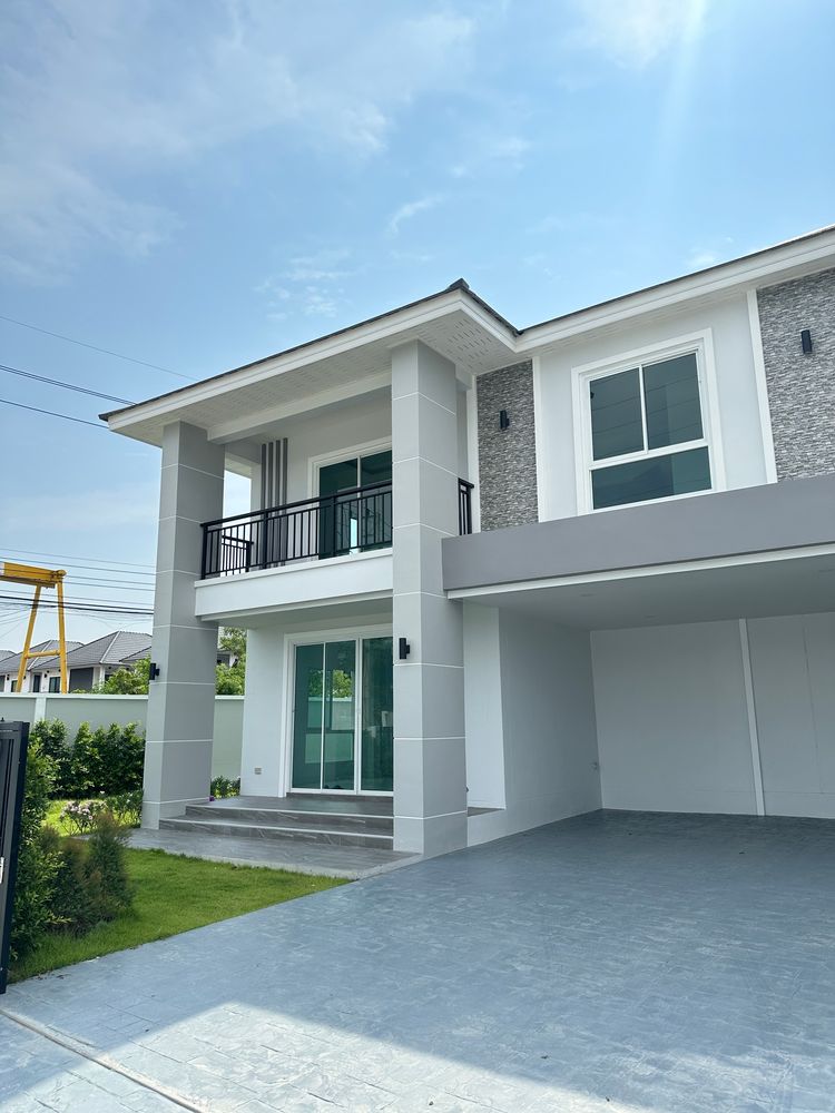 ภาพแบบบ้าน-บ้านสวยหลังใหญ่สไตล์ Modern