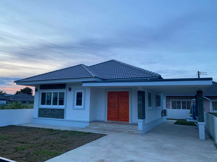 ภาพแบบบ้าน-ทรงปั้นหยา สไตล์คอนเทมโพรารี่ 