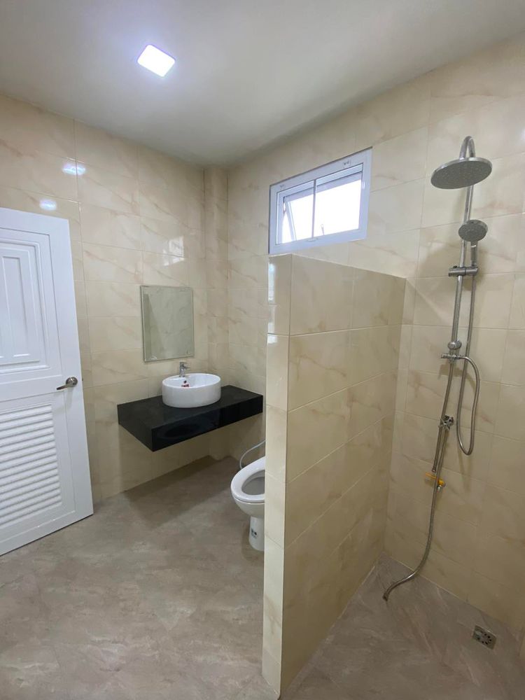 ภาพแบบบ้าน-ทรงปั้นหยา สไตล์คอนเทมโพรารี่ 