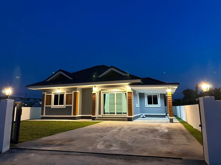 ภาพแบบบ้าน-ทรงปั้นหยา