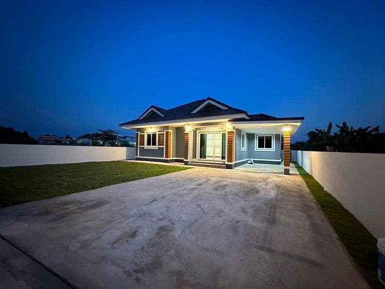 ภาพแบบบ้าน-ทรงปั้นหยา