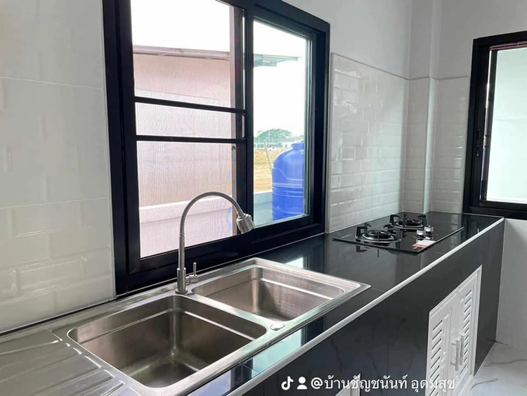 ภาพแบบบ้าน-ทรงปั้นหยา